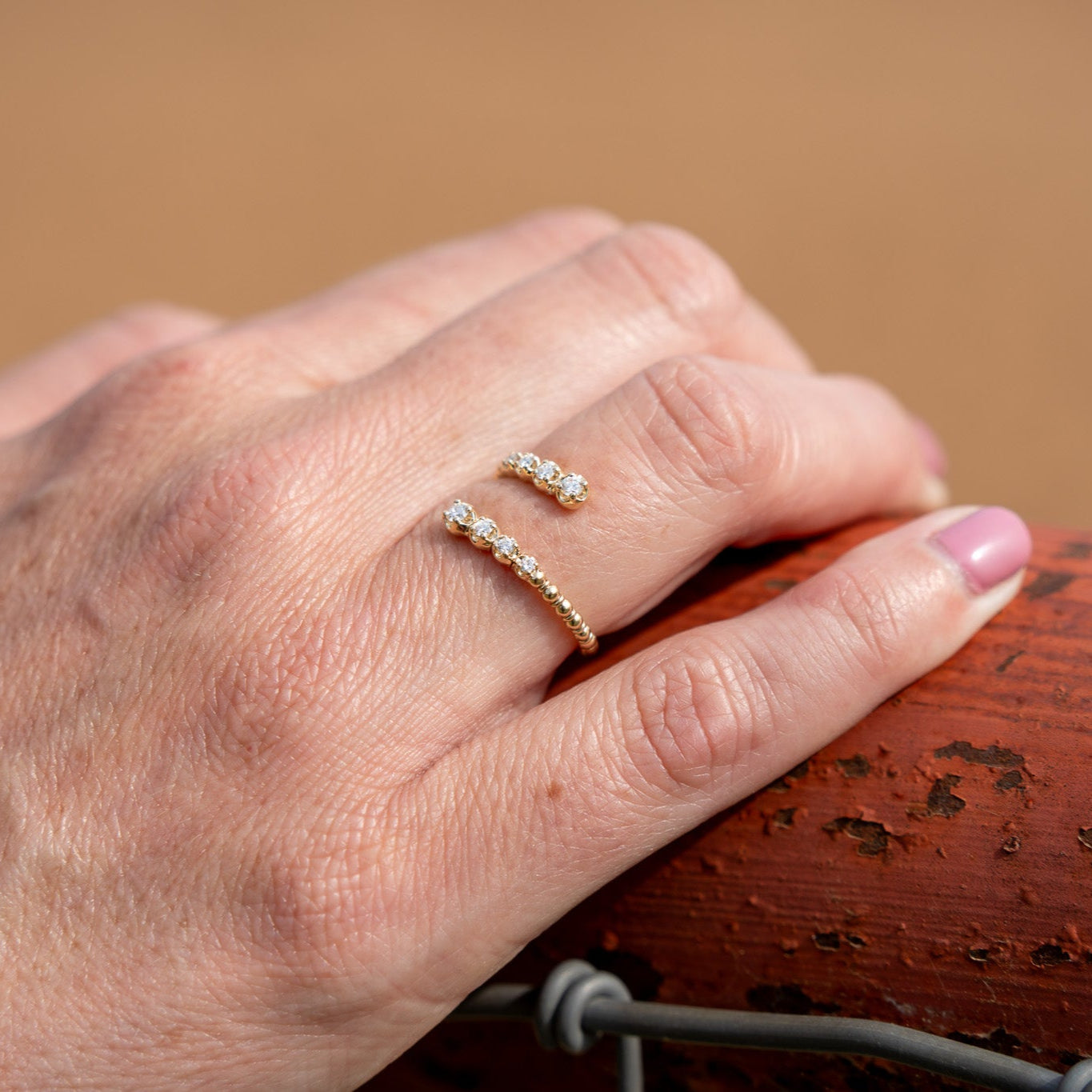 Springy Ring