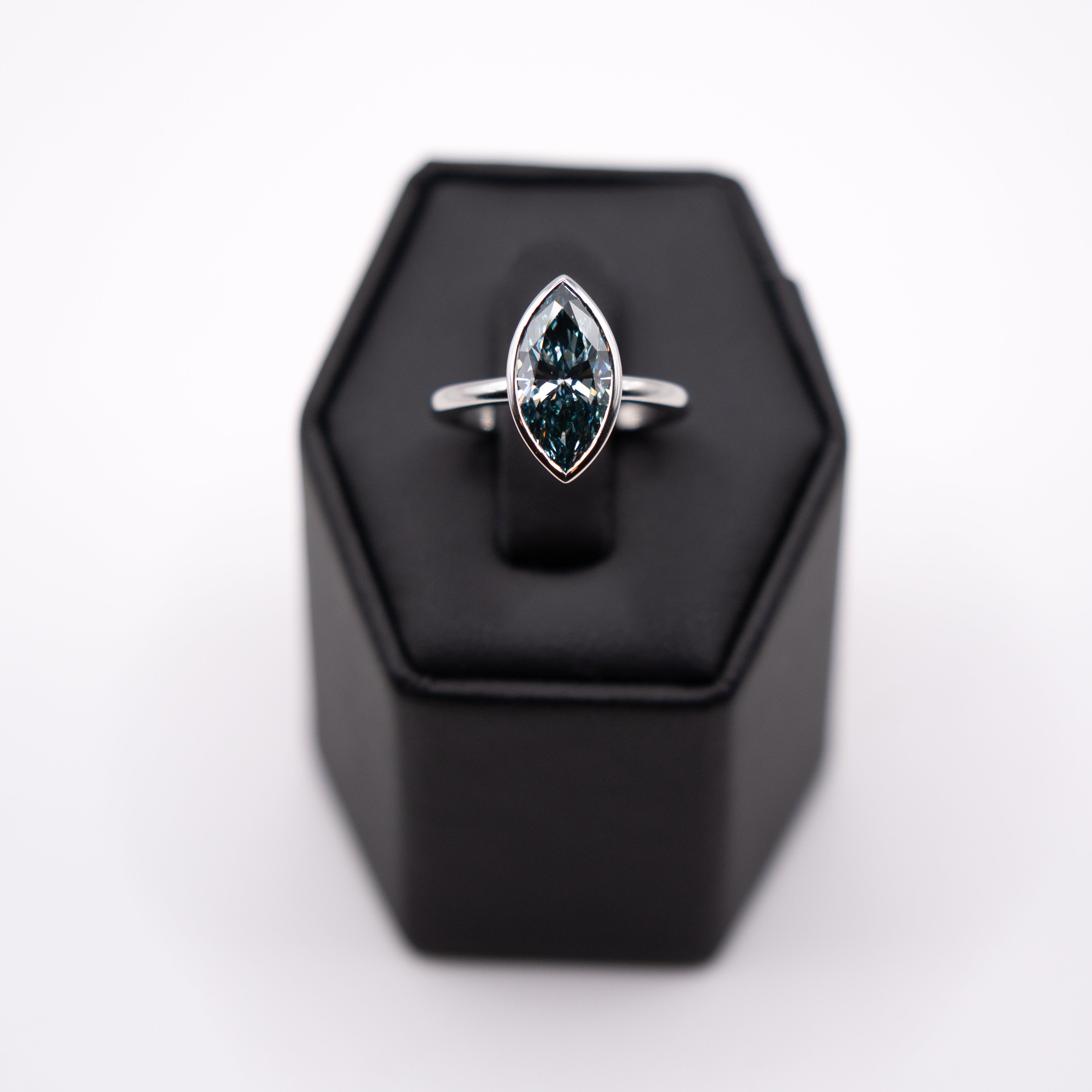 Luxury Gold Rings | Handcrafted Elegance by Seven X – Seven X